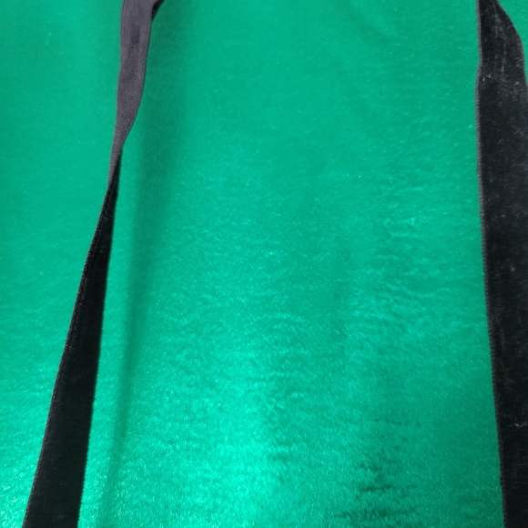 GORGEOUS Green crop top size M - Picture 4 of 7